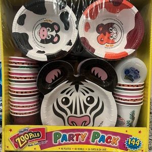 BNIB Hefty ZooPals party pack (144 pcs)